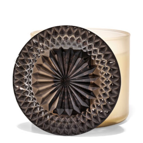 BATH & BODY WORKS LIMITED RUN  BRIDGERTON DIAMOND OF THE SEASON 3-WICK CANDLE - Picture 2 of 7